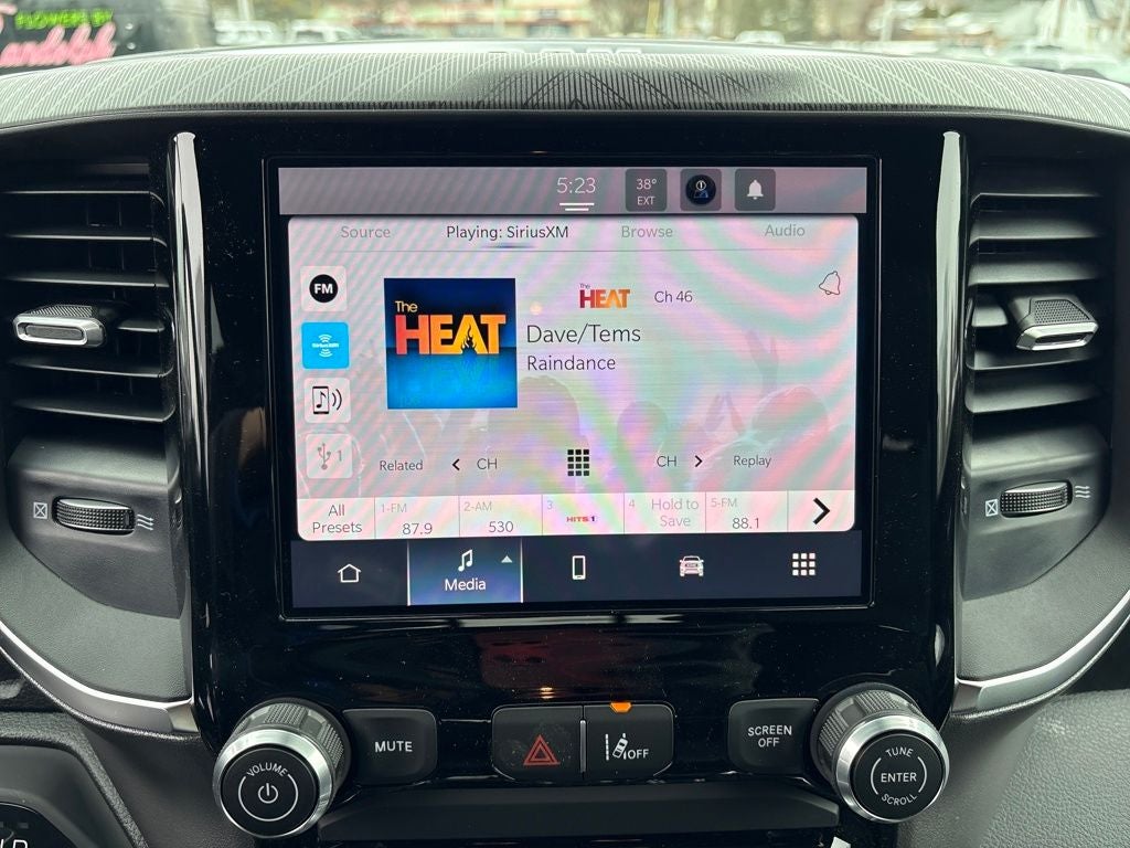 2026 RAM 1500 Express 4D Crew Cab