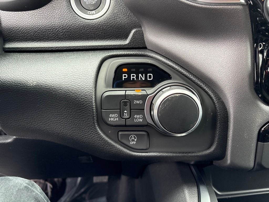 2026 RAM 1500 Express 4D Crew Cab