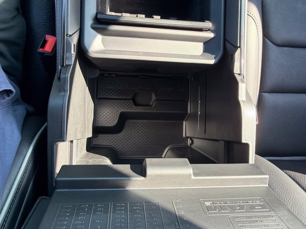 2022 RAM 1500 Limited 4D Crew Cab