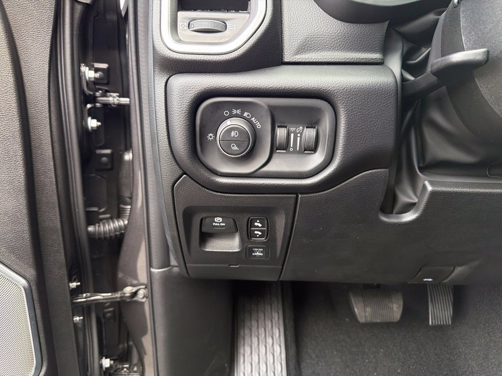 2027 RAM 1500 Laramie 4D Crew Cab