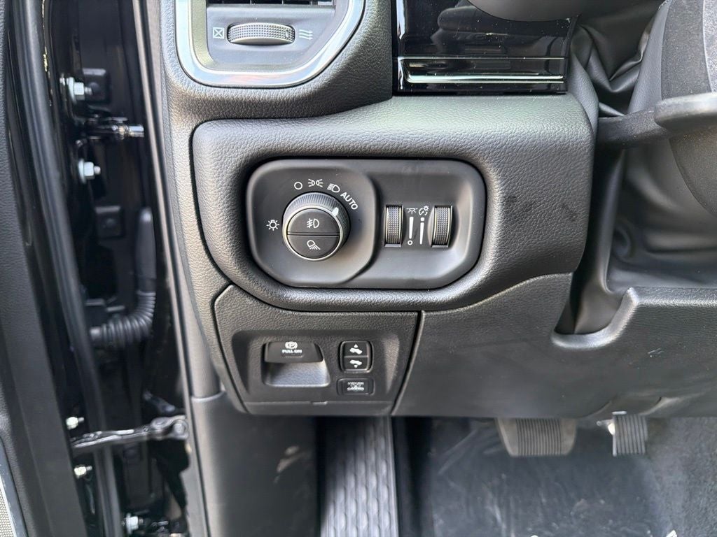 2026 RAM 1500 Laramie 4D Crew Cab