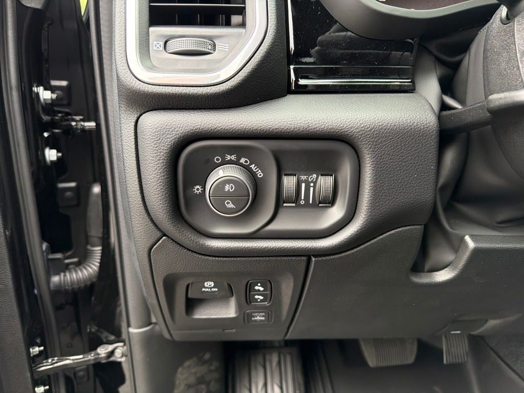 2026 RAM 1500 Laramie 4D Crew Cab