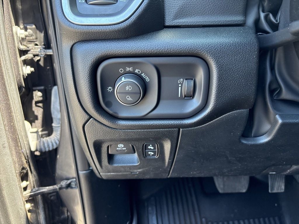 2023 RAM 1500 Big Horn/Lone Star 4D Crew Cab
