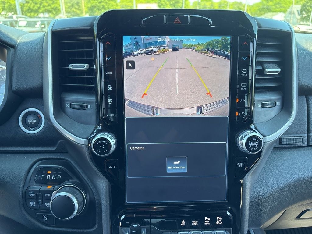 2023 RAM 1500 Big Horn/Lone Star 4D Crew Cab