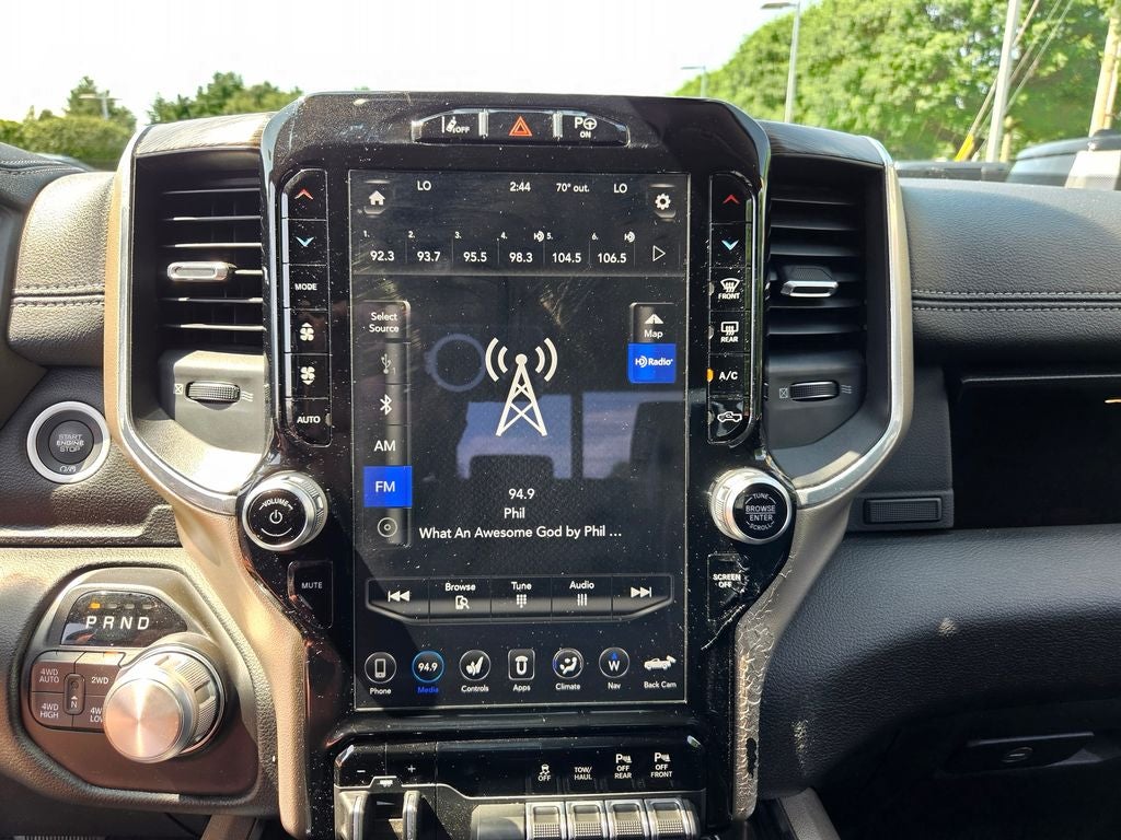 2019 RAM 1500 Laramie 4D Crew Cab