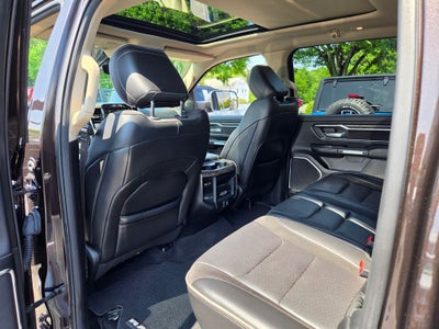 2019 RAM 1500 Laramie 4D Crew Cab