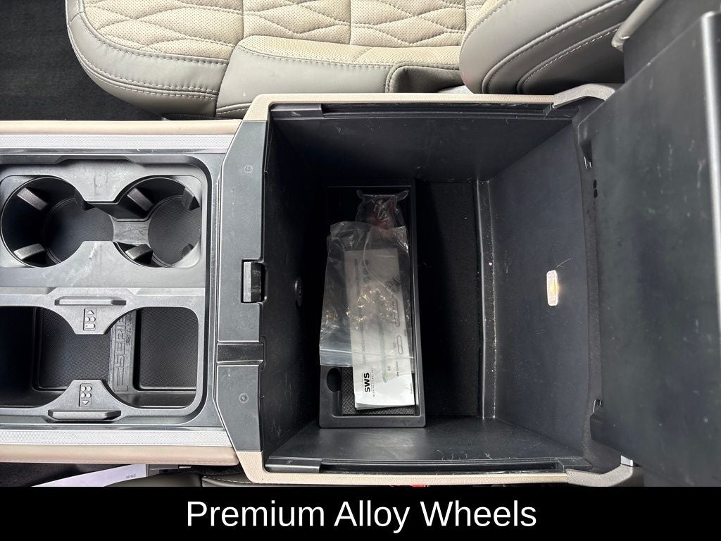 2025 Ford F-350SD Platinum