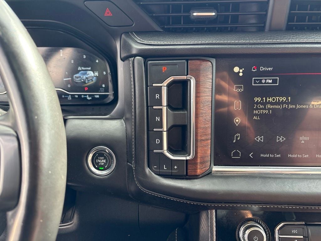 2023 GMC Yukon Denali Ultimate