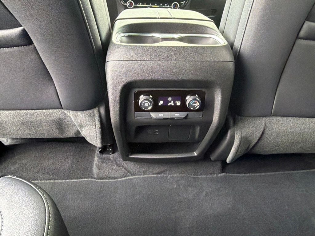 2026 Chevrolet Traverse LT 2LT
