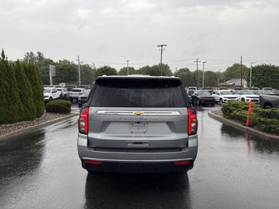 2024 Chevrolet Suburban LT