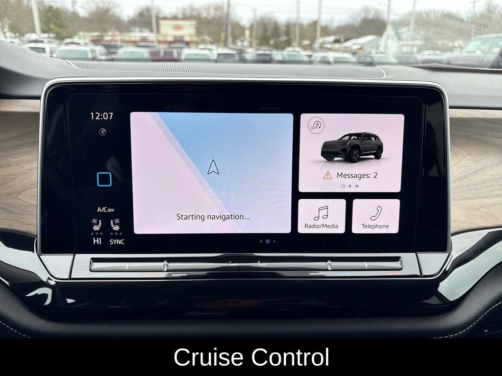 2025 Volkswagen Atlas 2.0T SE w/Technology