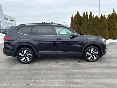 2025 Volkswagen Atlas 2.0T SE w/Technology