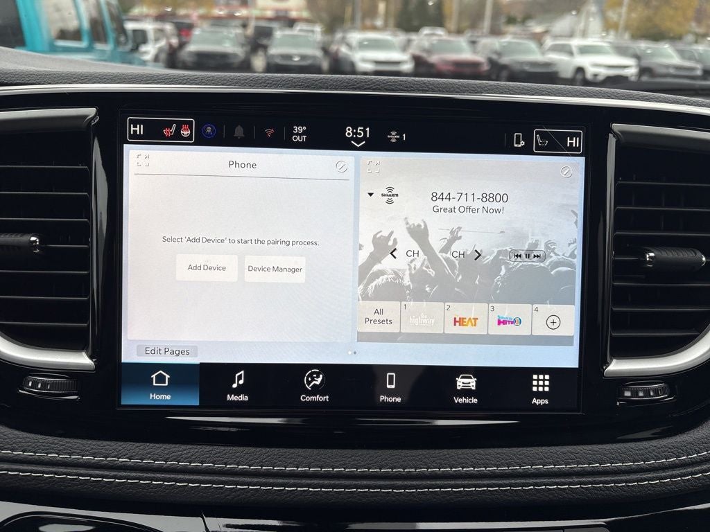 2026 Chrysler Pacifica Select