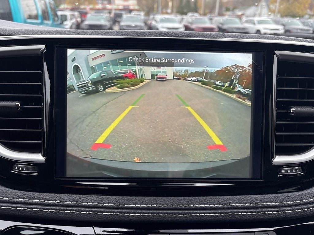 2026 Chrysler Pacifica Select