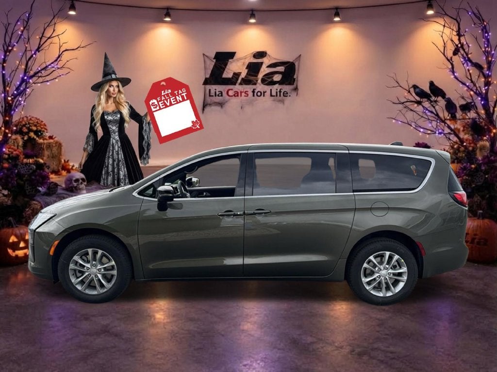 2027 Chrysler Pacifica Select