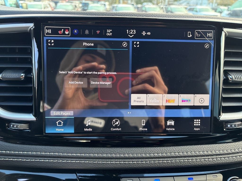 2026 Chrysler Pacifica Select