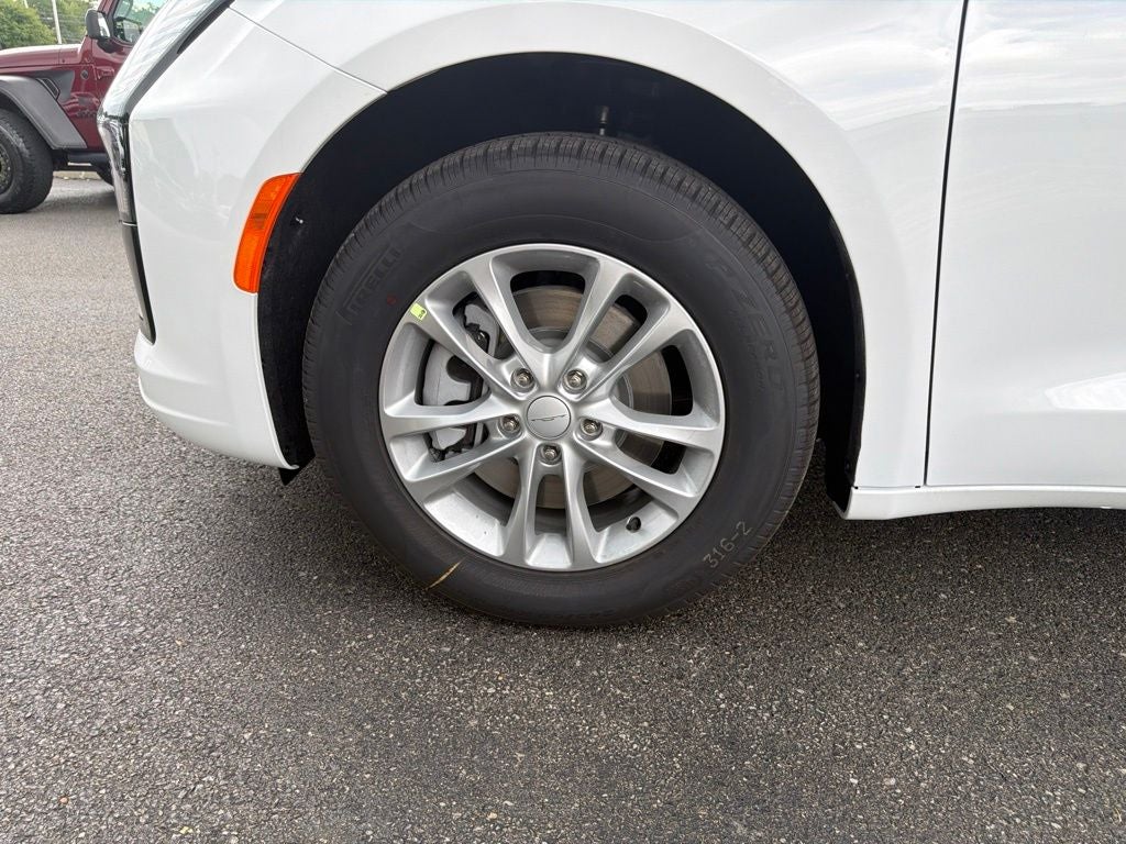 2027 Chrysler Pacifica Select