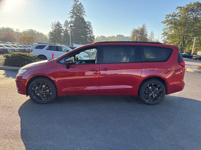 2026 Chrysler Pacifica Limited