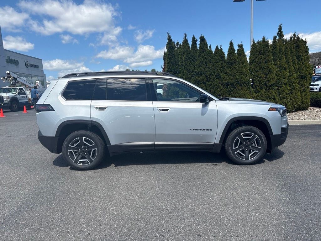 2026 Jeep Cherokee Laredo