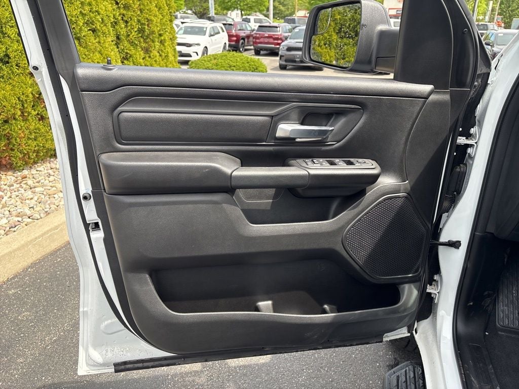 2026 RAM 1500 Express 4D Crew Cab