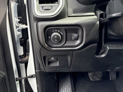 2026 RAM 1500 Express 4D Crew Cab
