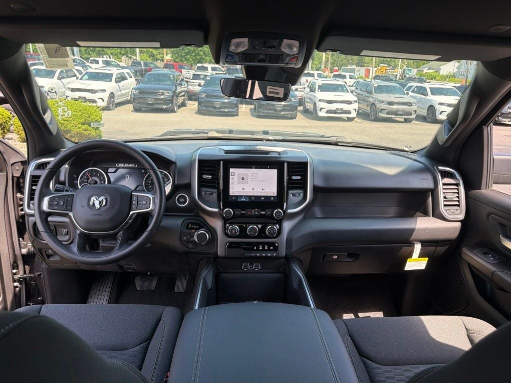 2026 RAM 1500 Express 4D Crew Cab
