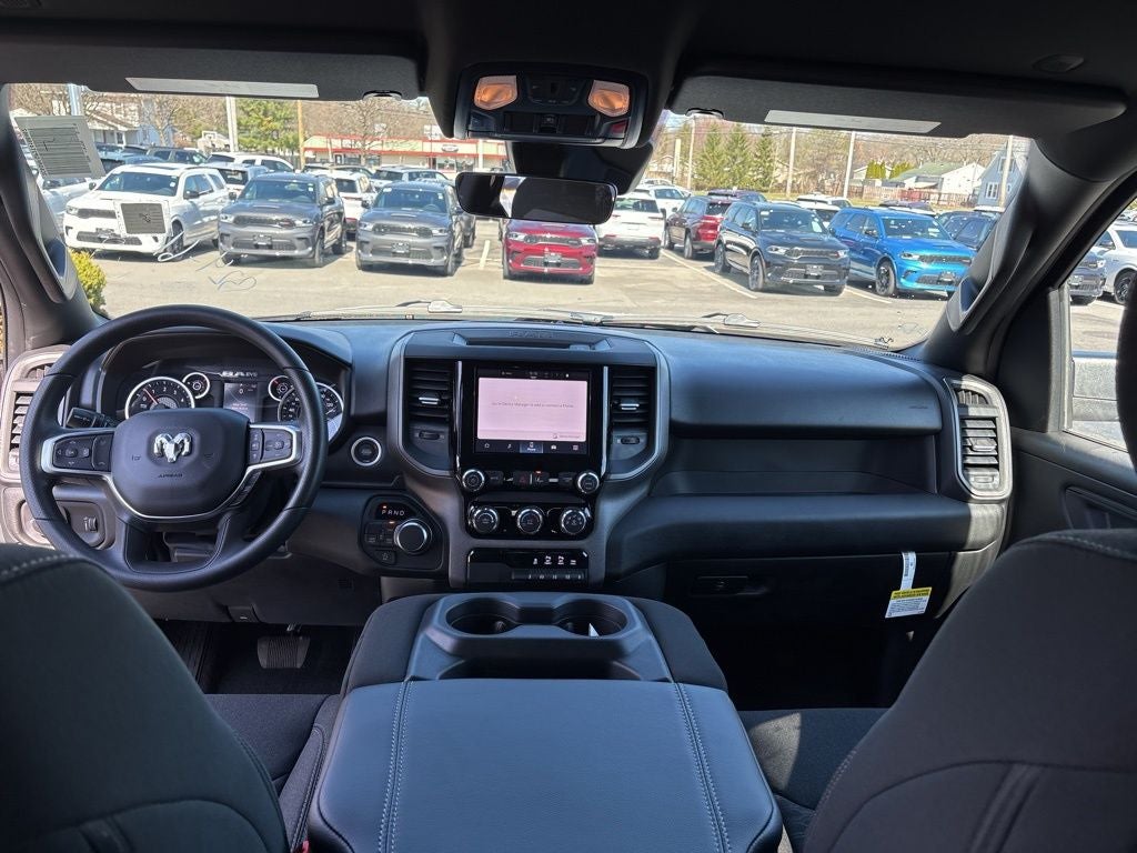 2026 RAM 1500 Express 4D Crew Cab