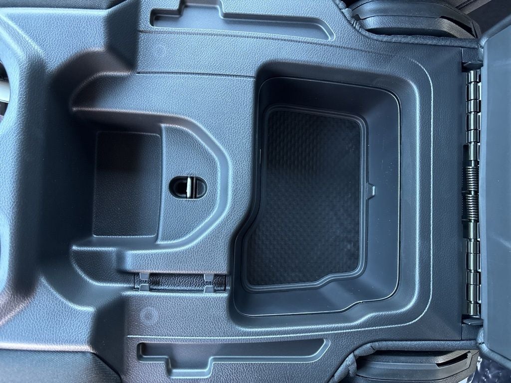 2026 RAM 1500 Express 4D Crew Cab