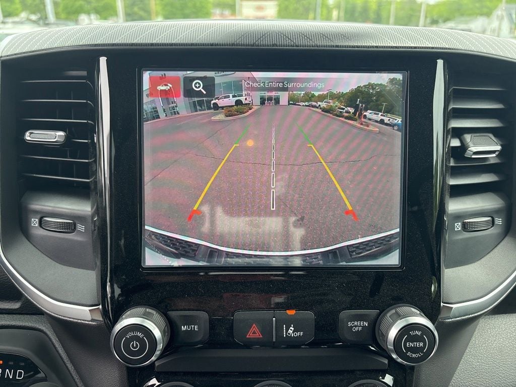 2026 RAM 1500 Express 4D Crew Cab