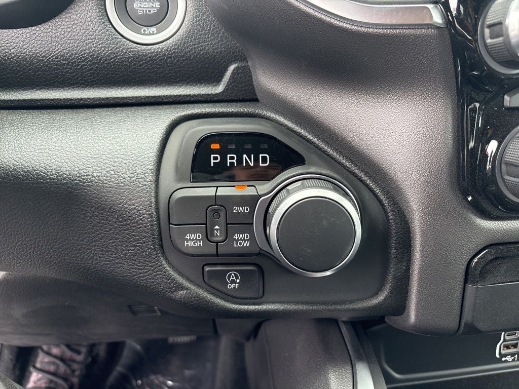 2026 RAM 1500 Express 4D Crew Cab