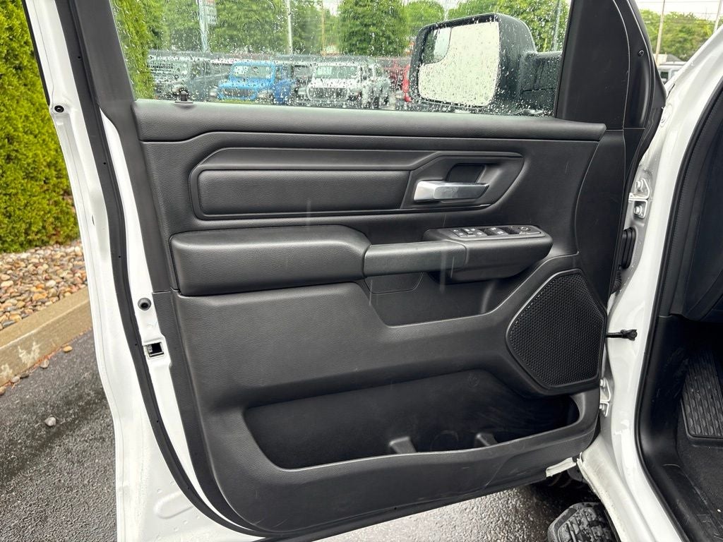 2026 RAM 1500 Express 4D Crew Cab