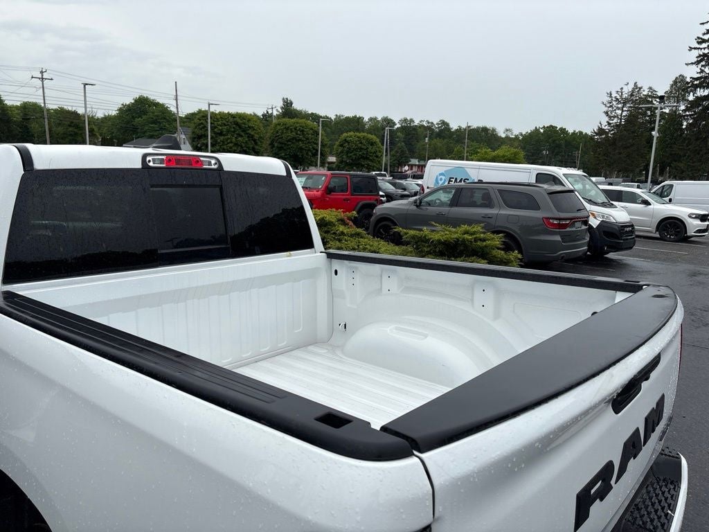 2026 RAM 1500 Express 4D Crew Cab