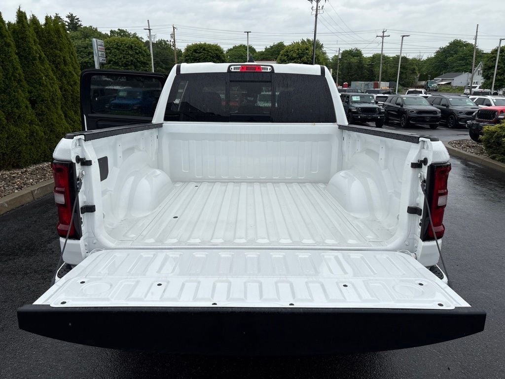 2026 RAM 1500 Express 4D Crew Cab