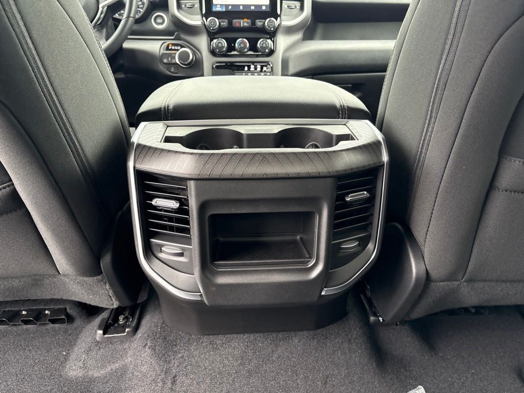2026 RAM 1500 Express 4D Crew Cab