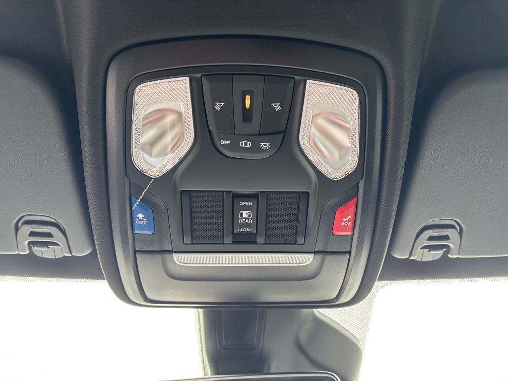2026 RAM 1500 Express 4D Crew Cab