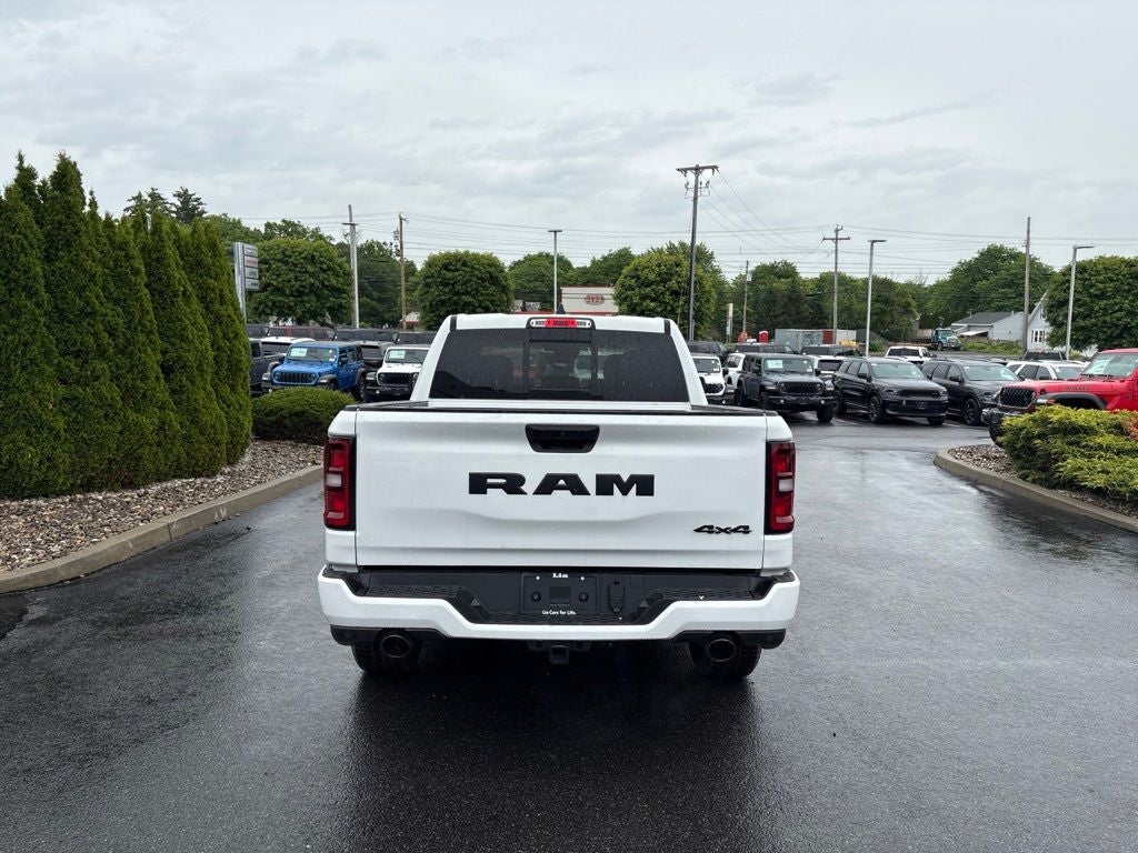 2026 RAM 1500 Express 4D Crew Cab