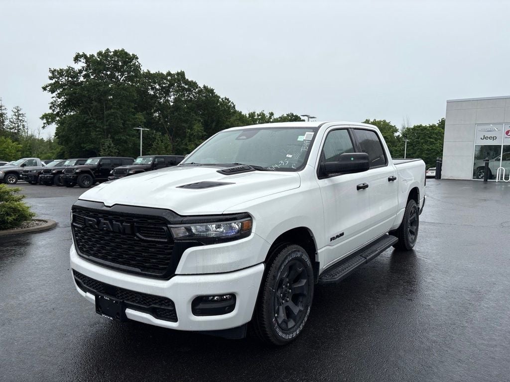 2026 RAM 1500 Express 4D Crew Cab