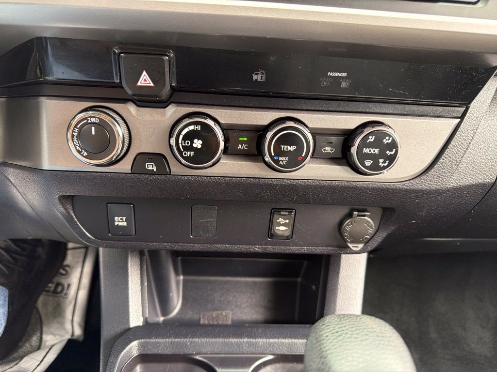 2017 Toyota Tacoma SR5