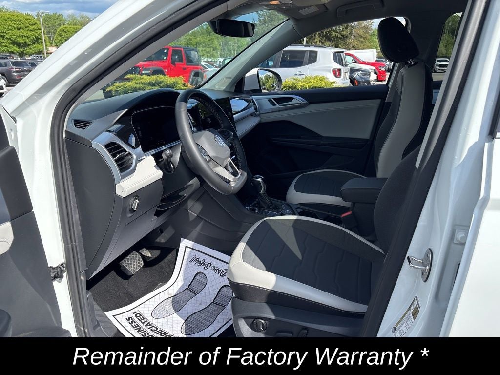 2025 Volkswagen Taos 1.5T SE