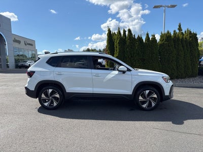 2025 Volkswagen Taos 1.5T SE