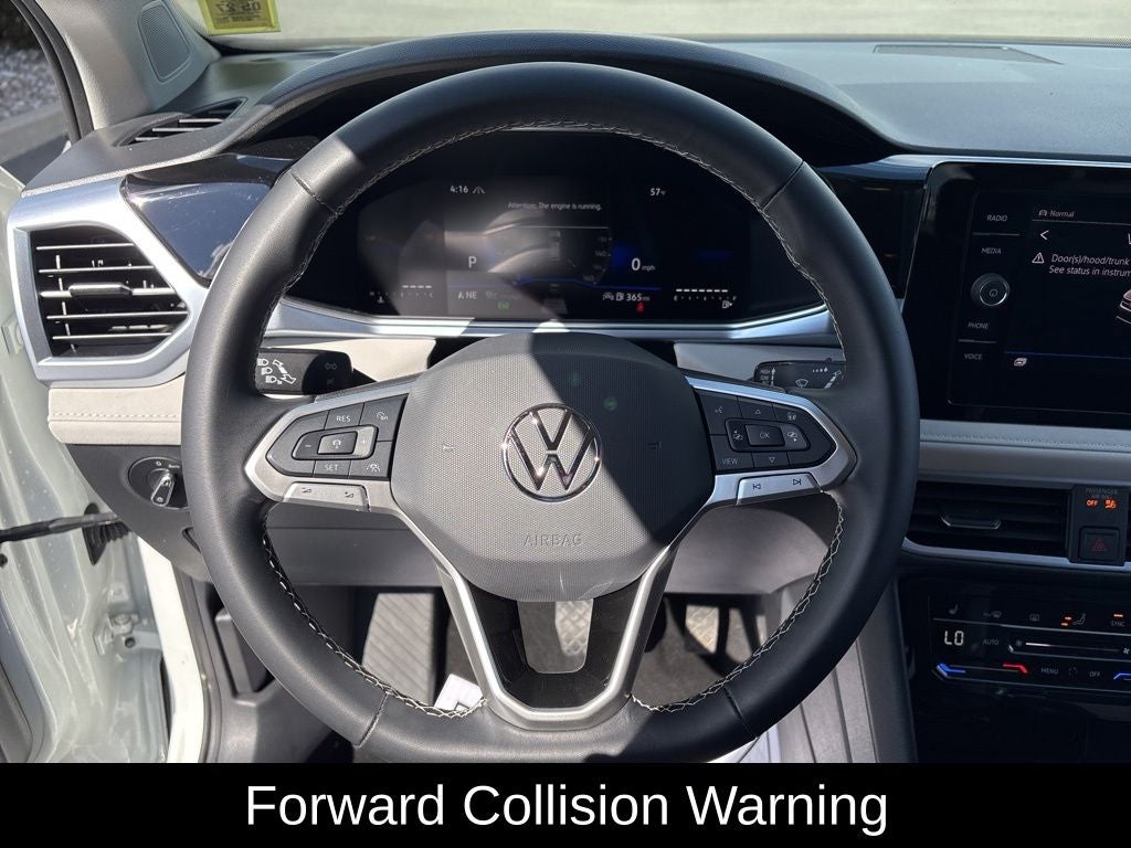 2025 Volkswagen Taos 1.5T SE