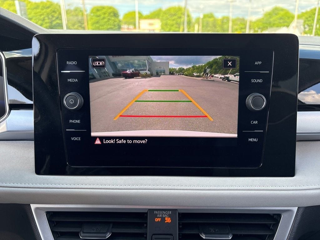 2025 Volkswagen Taos 1.5T SE