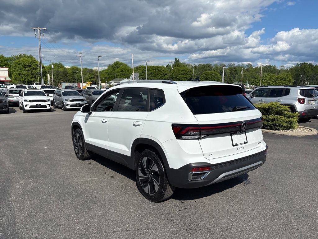 2025 Volkswagen Taos 1.5T SE