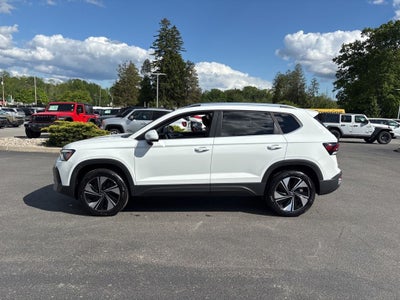 2025 Volkswagen Taos 1.5T SE