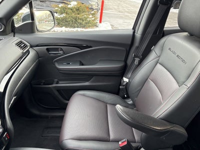 2023 Honda Ridgeline Black Edition