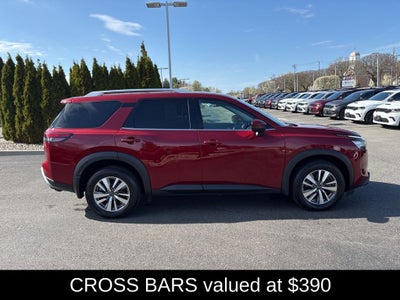 2023 Nissan Pathfinder SL
