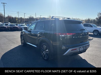 2023 Nissan Pathfinder Platinum