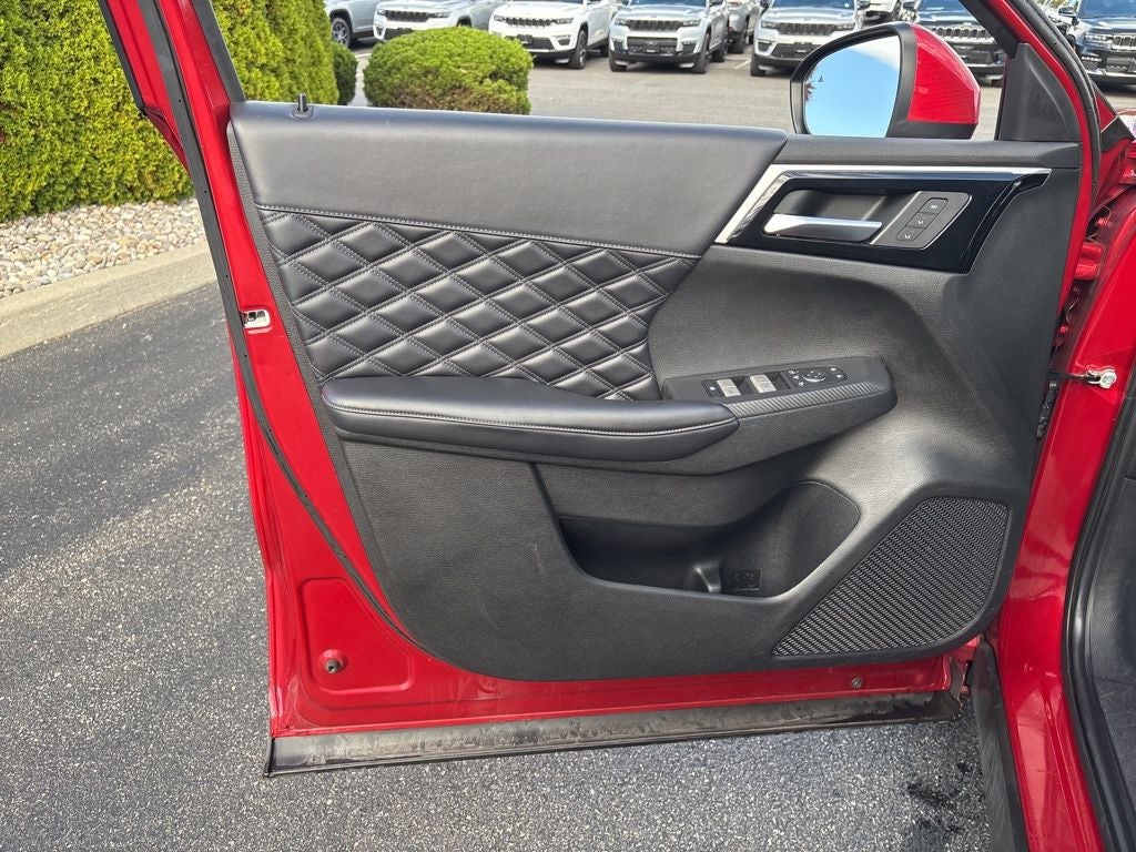 2023 Mitsubishi Outlander PHEV SEL