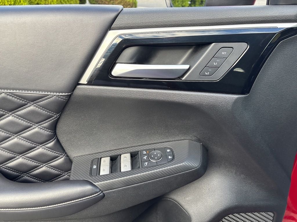 2023 Mitsubishi Outlander PHEV SEL