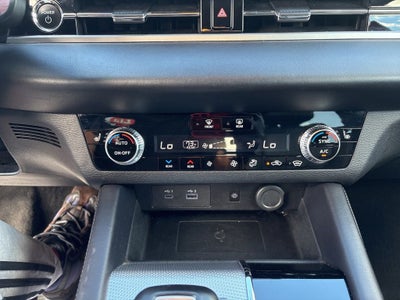 2023 Mitsubishi Outlander PHEV SEL